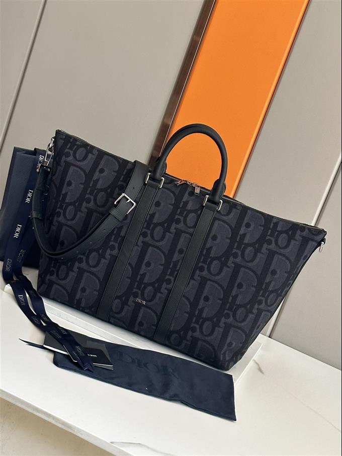 2025228Y 650P203146446